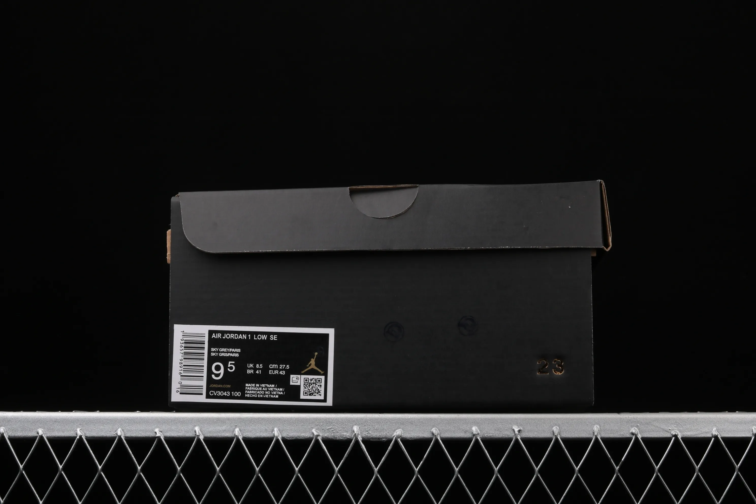 All Categories Air Jordan Jordan Series Basketball Shoes Air Jordan 1 Low New Version Air Jordan 1 Low AJ1 Joe 1 Low Top Leather Cultural and Leisure Sports Shoes CV3043-100
